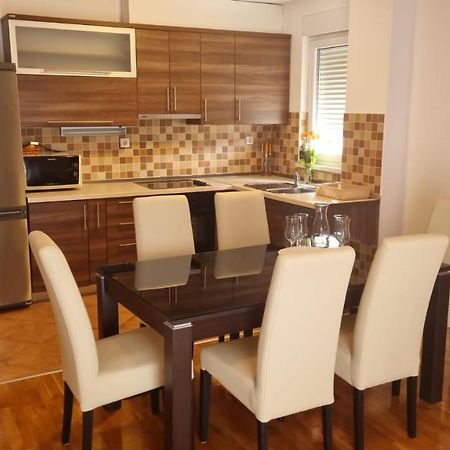 Apartment Nina Makarska Exterior foto